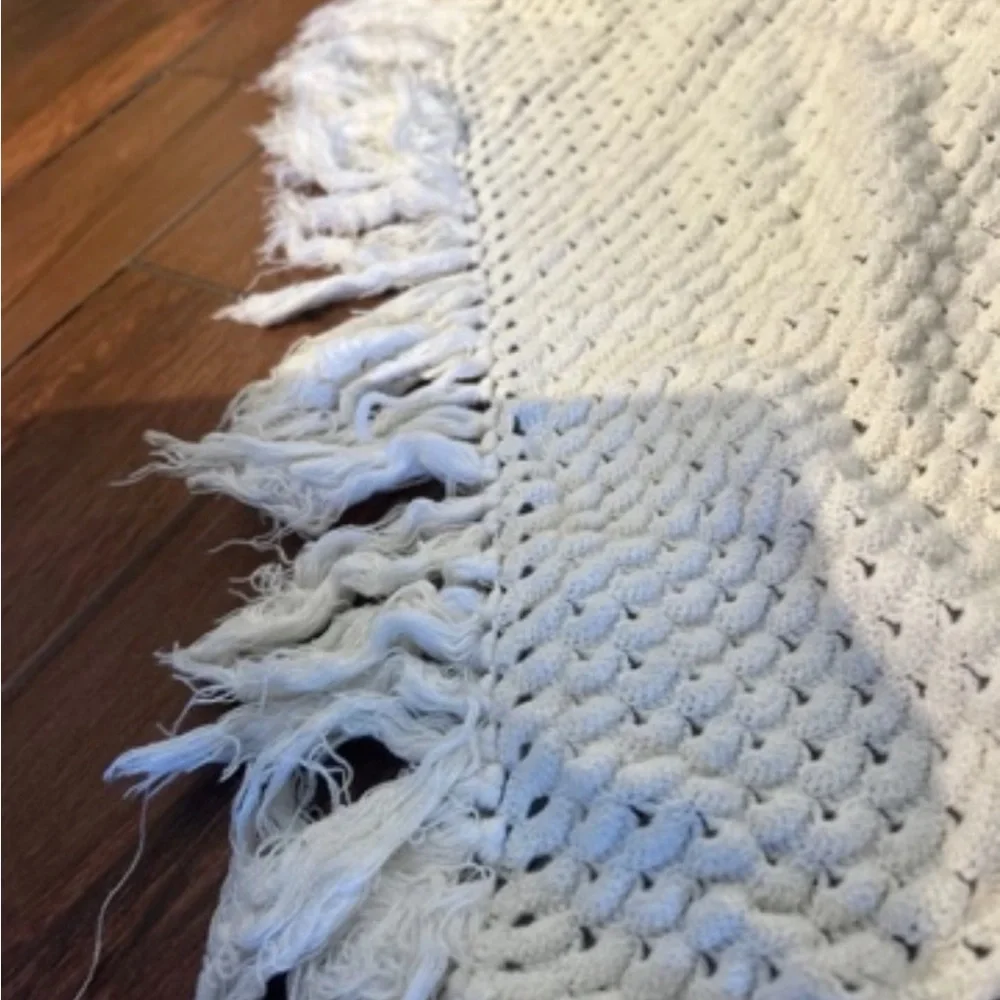 Neutral Cream Knit Fringed Wrap Scarf